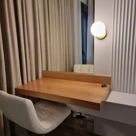 Luxury Blue Coast Seaside Retreat Lägenhet