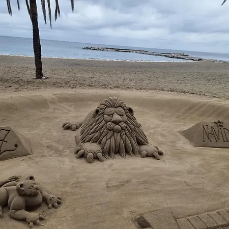 Luxury Blue Coast Seaside Retreat