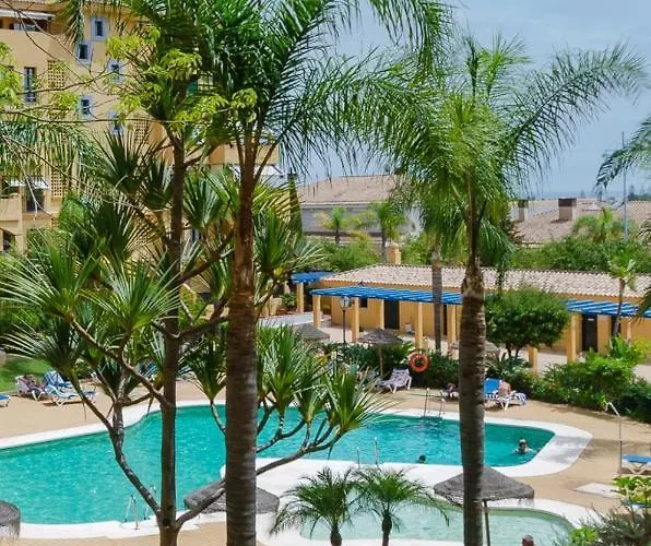 Luxury Blue Coast Seaside Retreat *