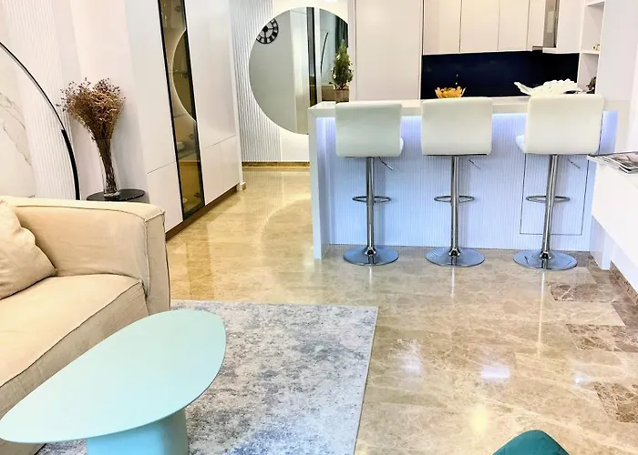 Apartament Luxury Blue Coast Seaside Retreat