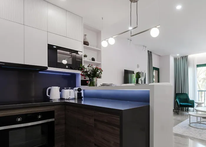 Luxury Blue Coast Seaside Retreat